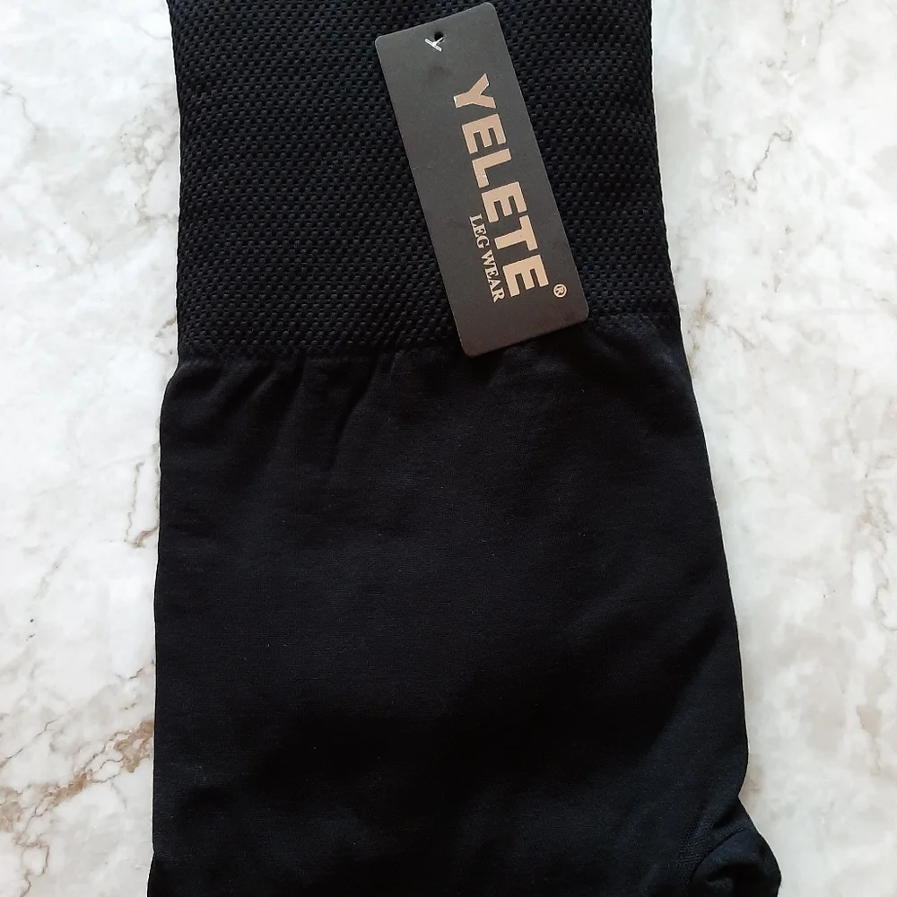 LAST 1! PLUS Tummy Control Leggings - Picture 3 of 6